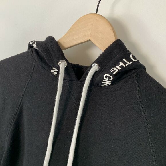 DIVIDED H&M "Power To The Girls" Black Crop Hoodie Pullover Sweater Size Small - Picture 4 of 10